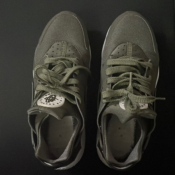Nike Other - Men’s Huarache Sneakers Olive Green